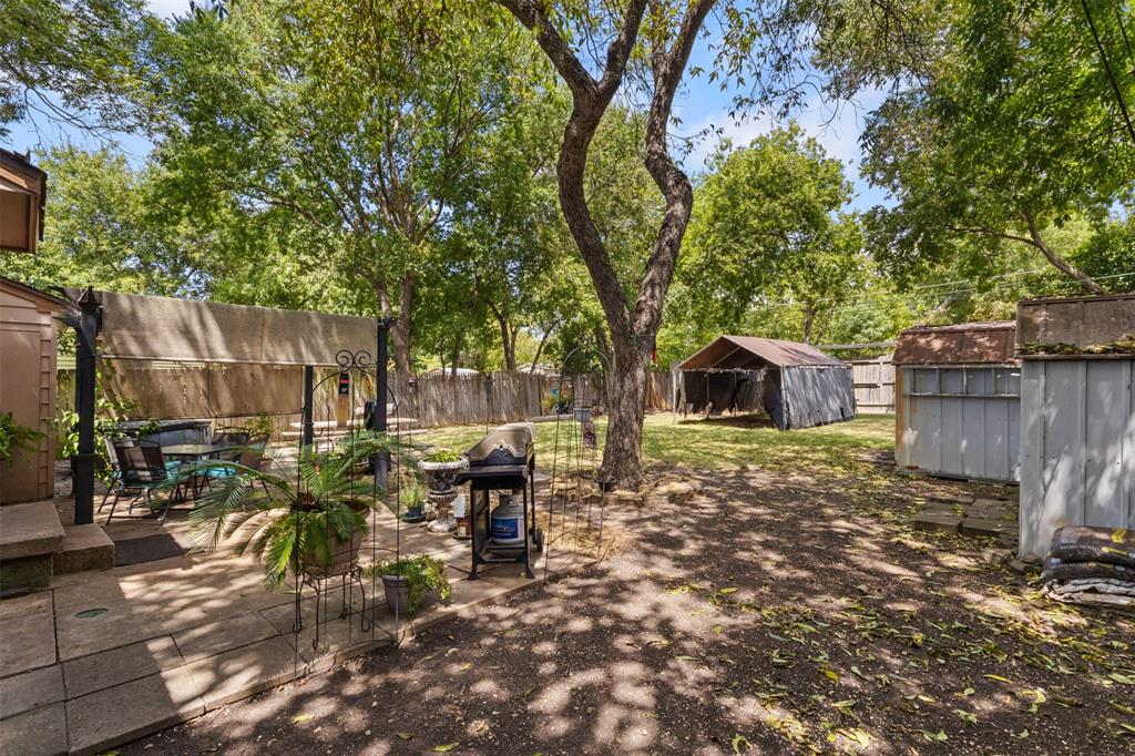 1703 Brandon Street Dallas, TX 75208 - Photo 14 of 16