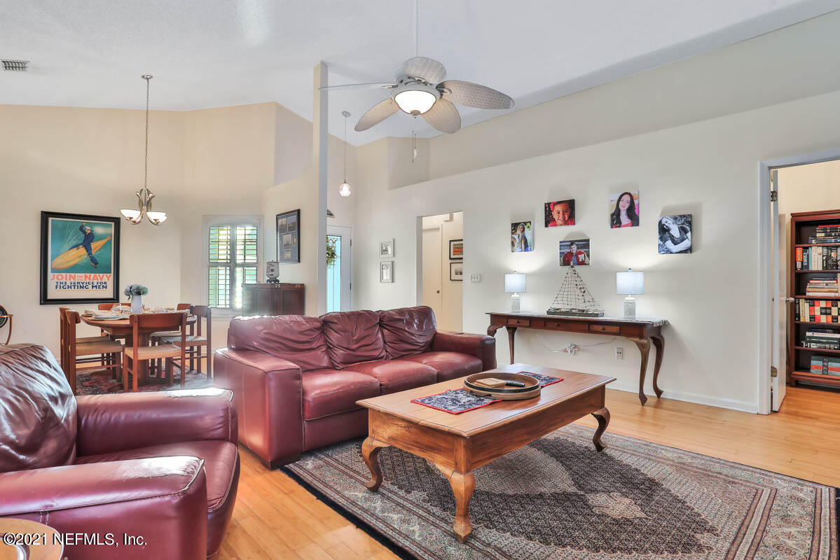 212 Pheasant Run Ponte Vedra Beach, FL 32082 - Photo 5 of 43 573A0035
