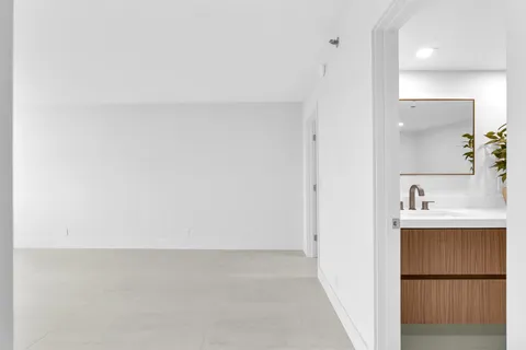 $1,449,000 | 2001 North Ocean Boulevard, Unit 502, Boca Raton, FL 33431