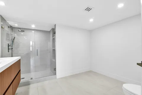 $1,449,000 | 2001 North Ocean Boulevard, Unit 502, Boca Raton, FL 33431