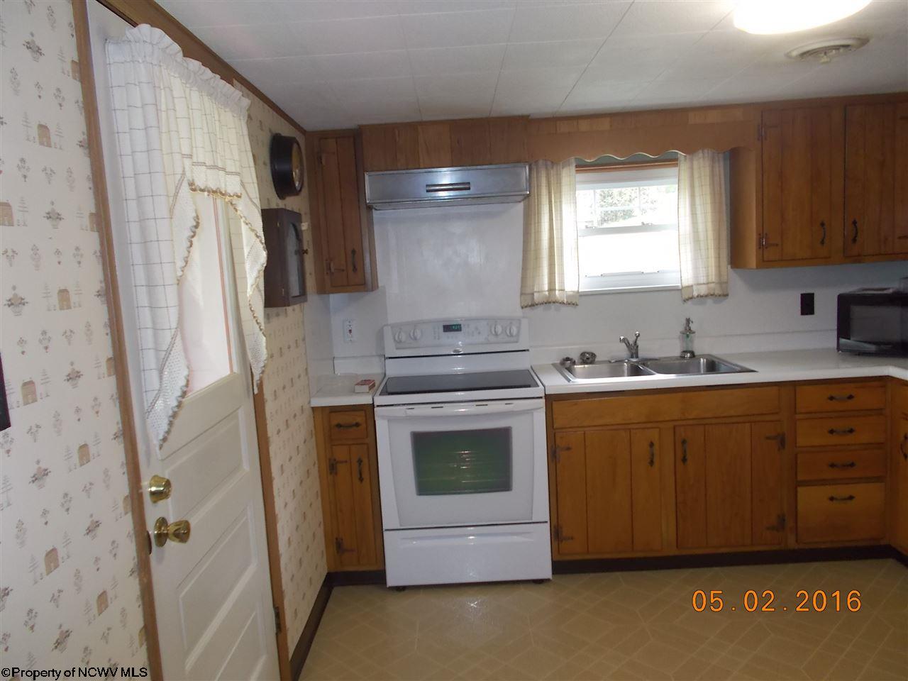 1321 Overhill Road Fairmont, WV 26554 - Photo 12 of 20 Gallery Image 12