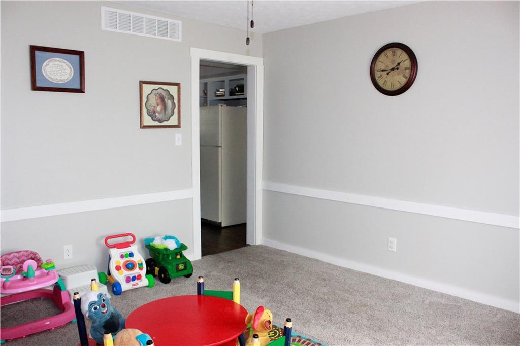 828 Torrence Drive Springfield, OH 45503 - Photo 21 of 47