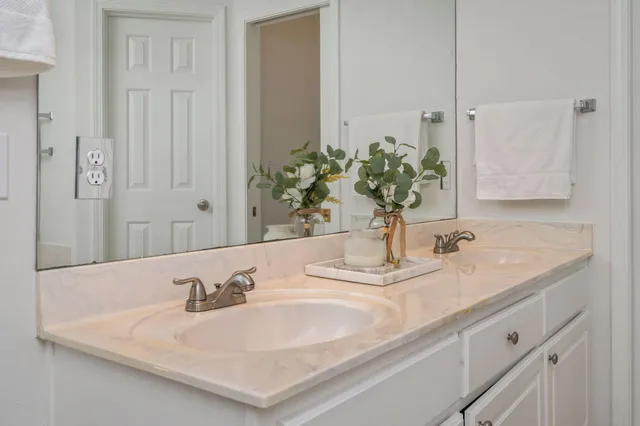 $529,000 | 810 Boulevard Of The Champions, Shalimar, FL 32579