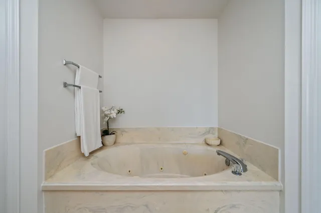 $529,000 | 810 Boulevard Of The Champions, Shalimar, FL 32579