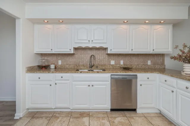 $529,000 | 810 Boulevard Of The Champions, Shalimar, FL 32579