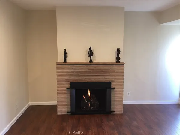 $2,350 | 4216 East 15th Street, Long Beach, CA 90804