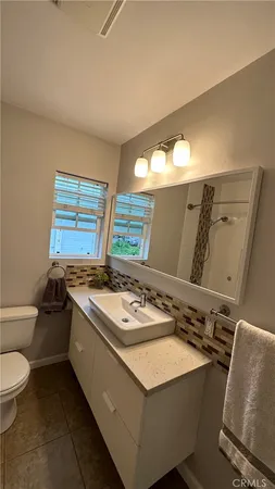 $2,350 | 4216 East 15th Street, Long Beach, CA 90804