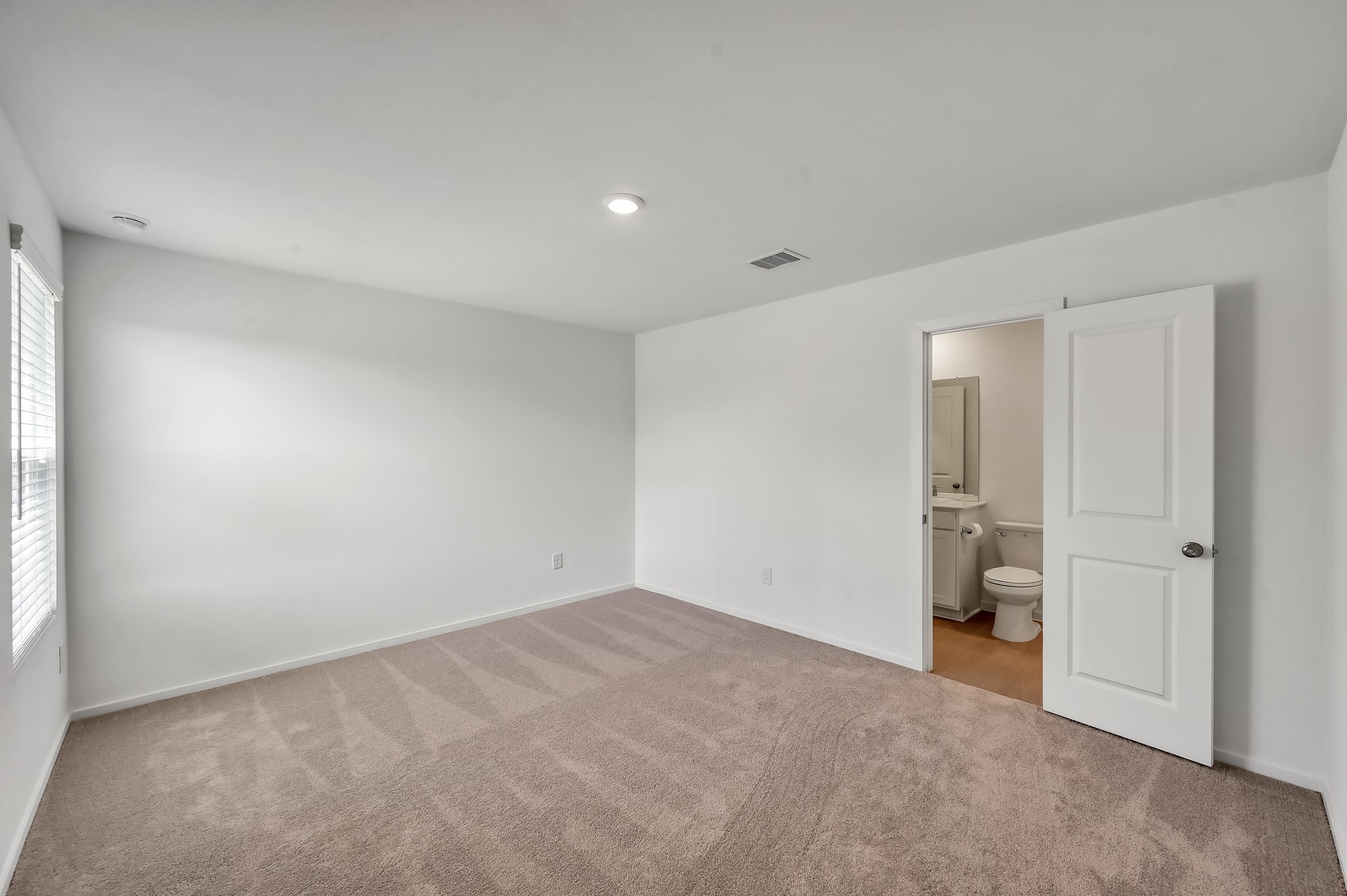 29635 Knollwood Bay Road Waller, TX 77484 - Photo 21 of 39 a view of empty room