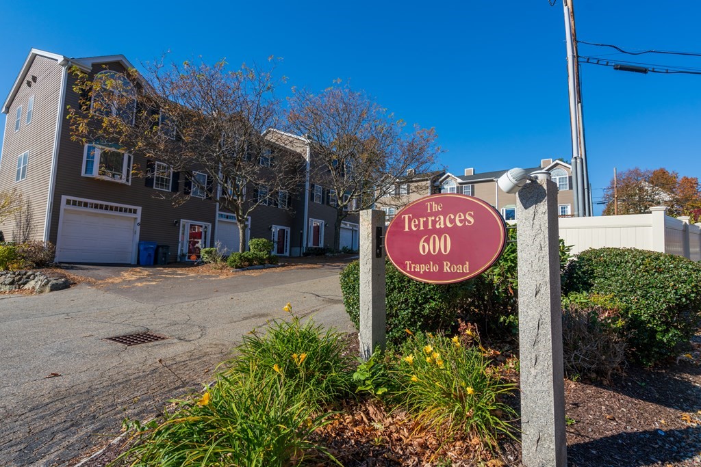 600 Trapelo Road, Unit 4 Waltham, MA 02452 - Photo 1 of 14 Gallery Image 1