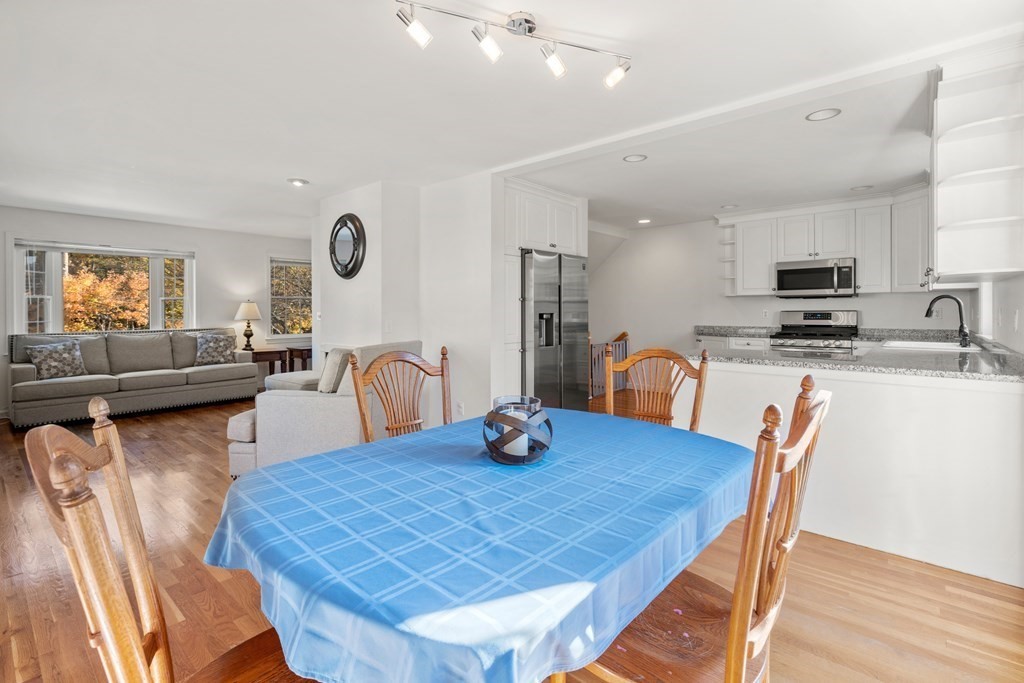 600 Trapelo Road, Unit 4 Waltham, MA 02452 - Photo 4 of 14 Gallery Image 4