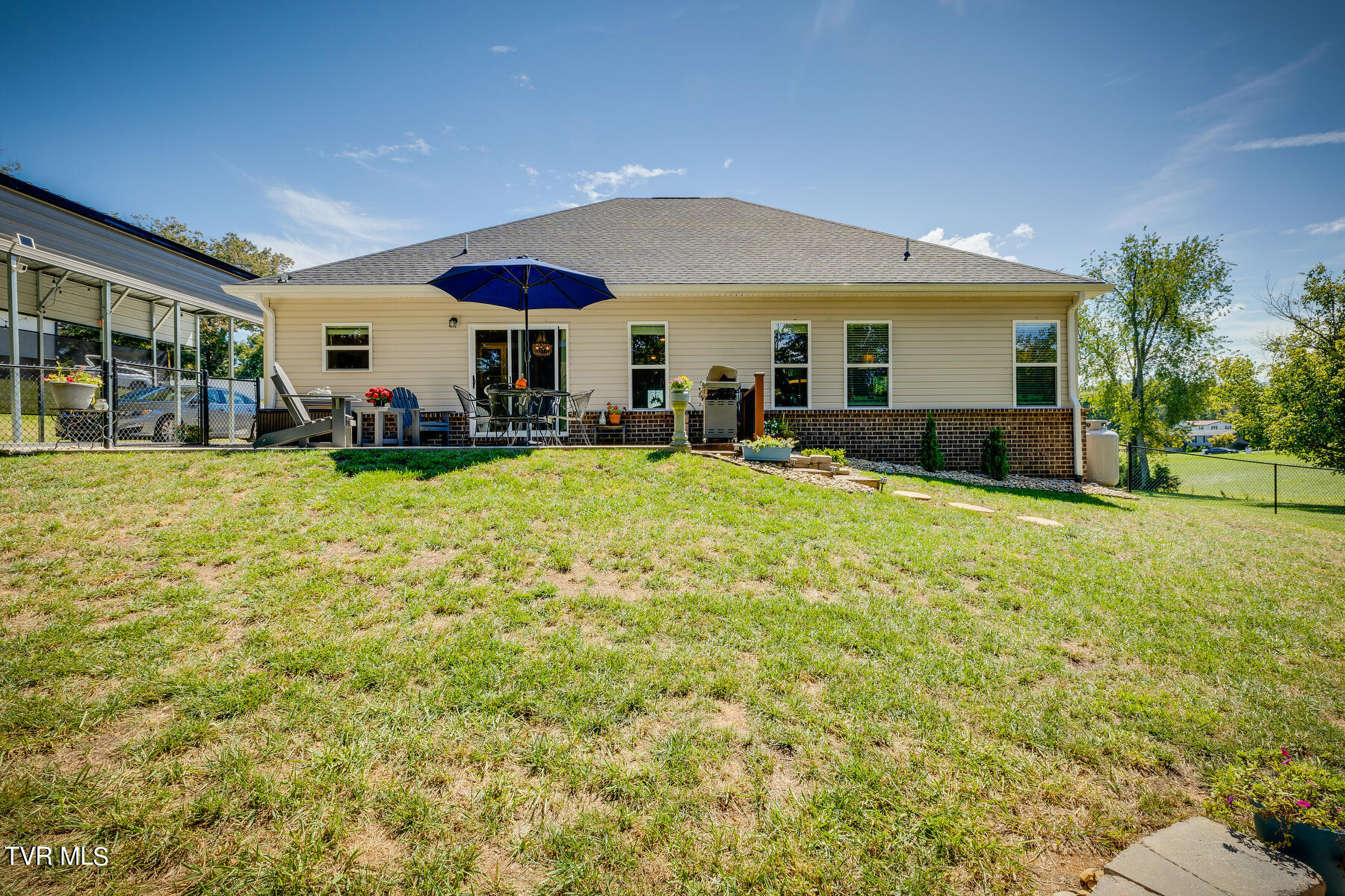 889 Sugar Hollow Road Piney Flats, TN 37686 - Photo 28 of 40 028 (2)