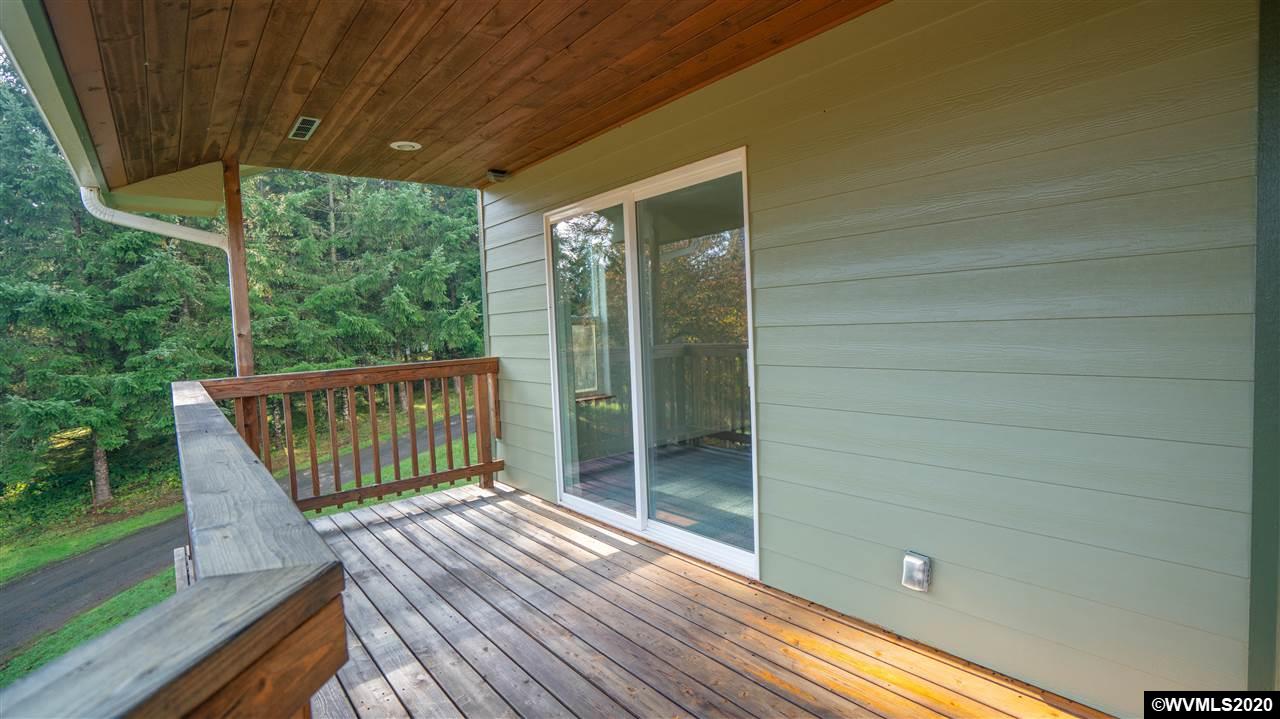 2508 Liberty Road Dallas, OR 97338 - Photo 15 of 41