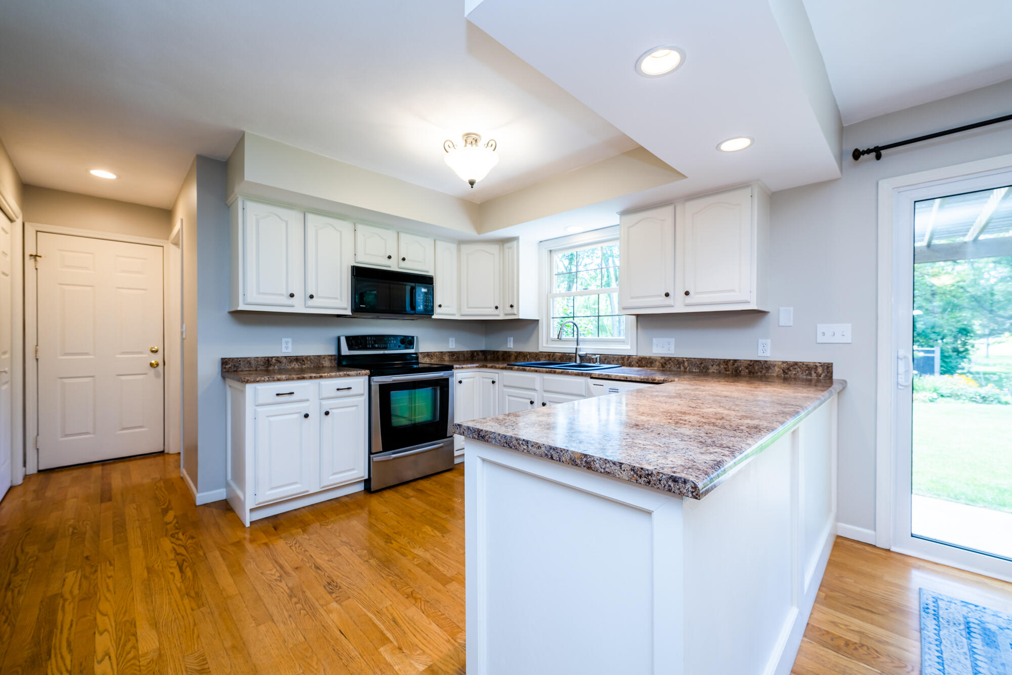 4880 Bacon School Road St. Joseph, MI 49085 - Photo 9 of 24 10