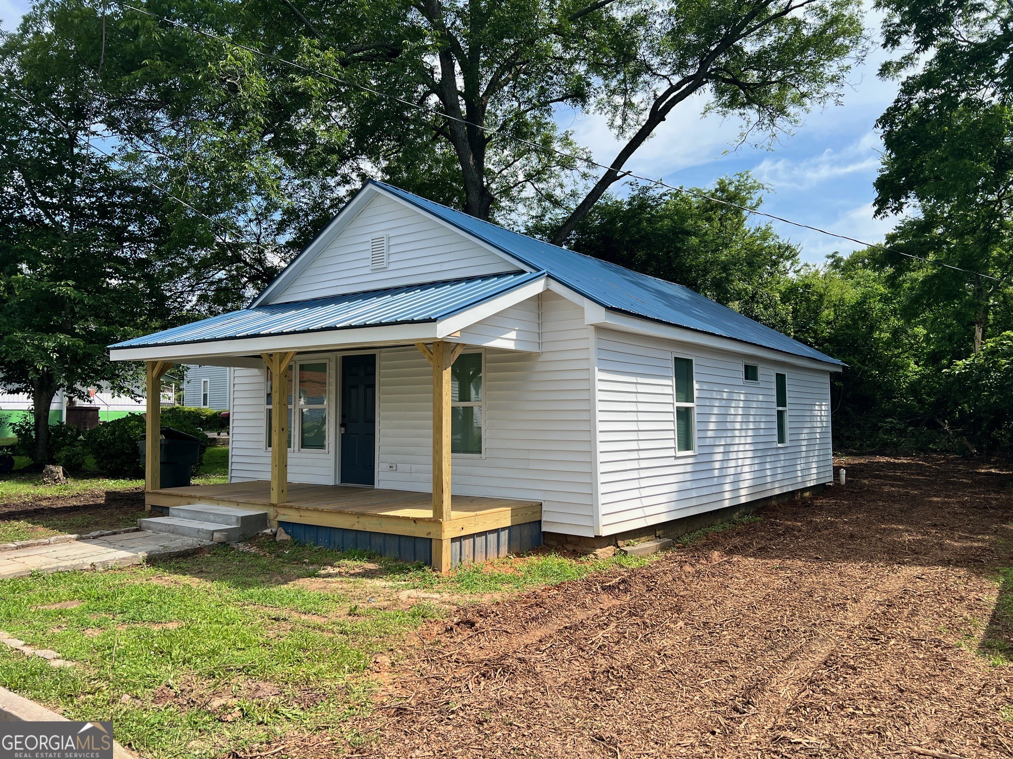 416 Gordon Street Elberton, GA 30635 - Photo 1 of 15