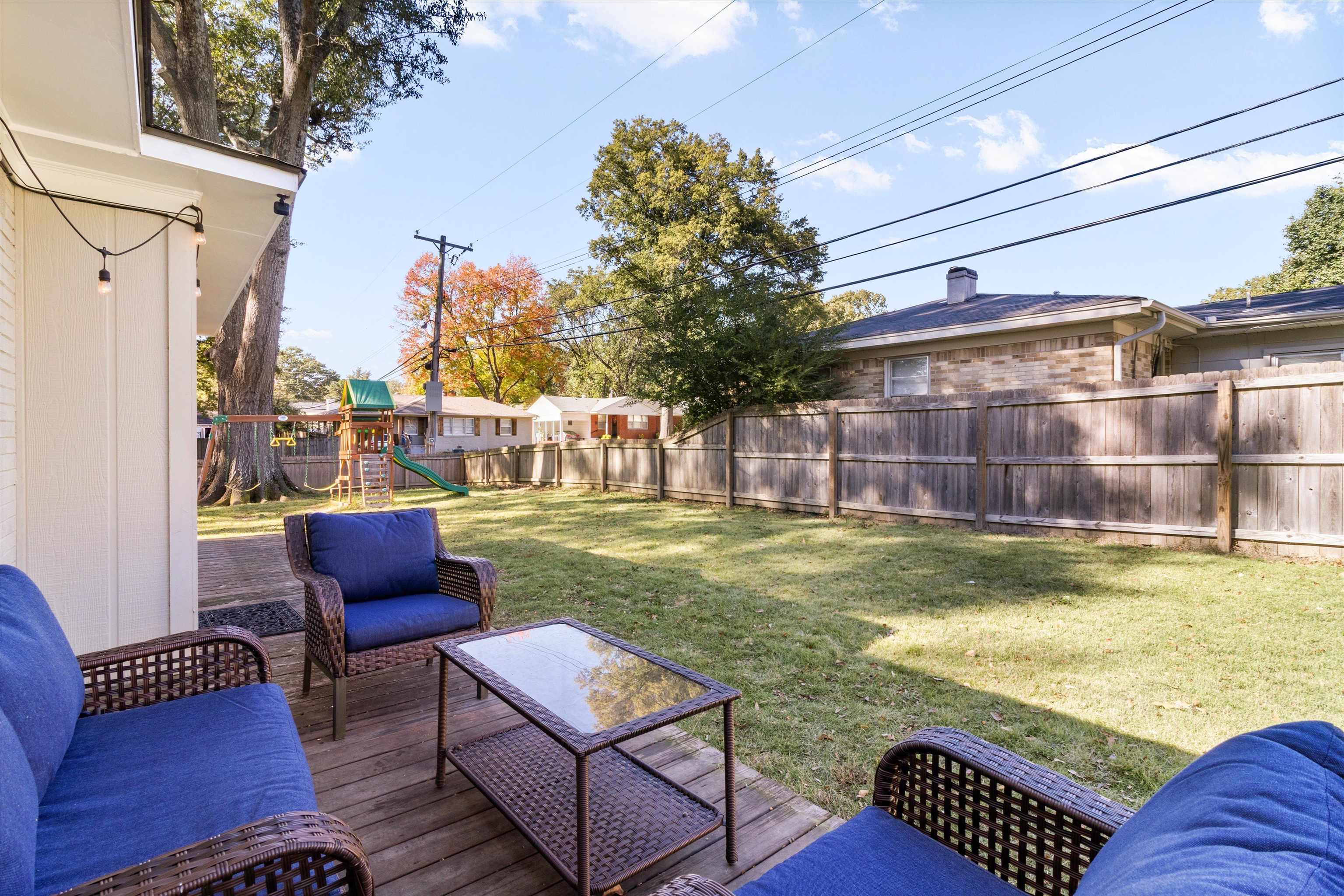 5022 Sea Isle Road Memphis, TN 38117 - Photo 24 of 28 a view of a yard with furniture