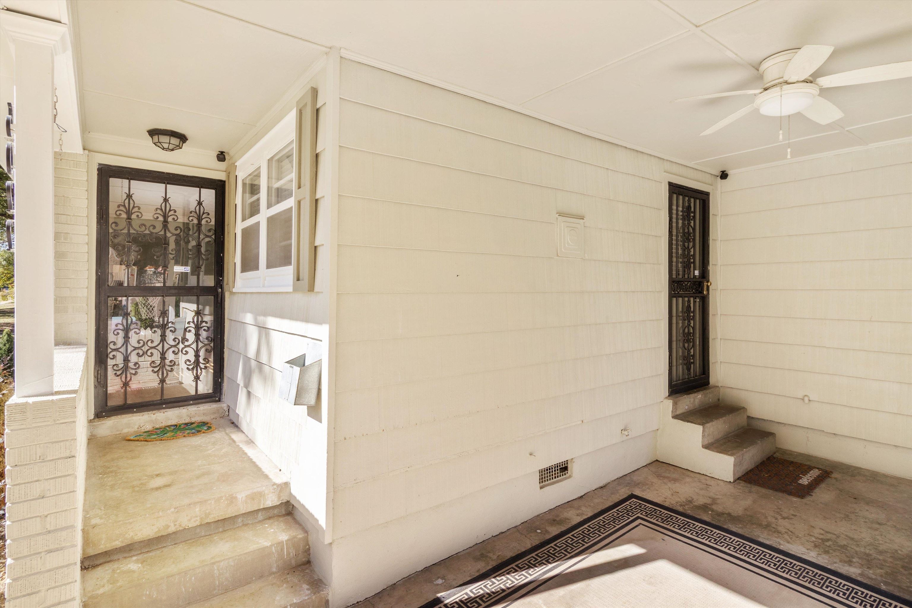 5022 Sea Isle Road Memphis, TN 38117 - Photo 3 of 28 a view of front door