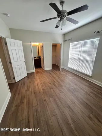 $1,800 | 111 Armand Oaks, Ocean Springs, MS 39564