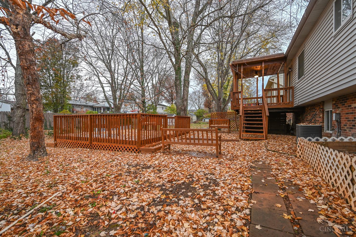 2206 Miles Road Cincinnati, OH 45231 - Photo 36 of 40
