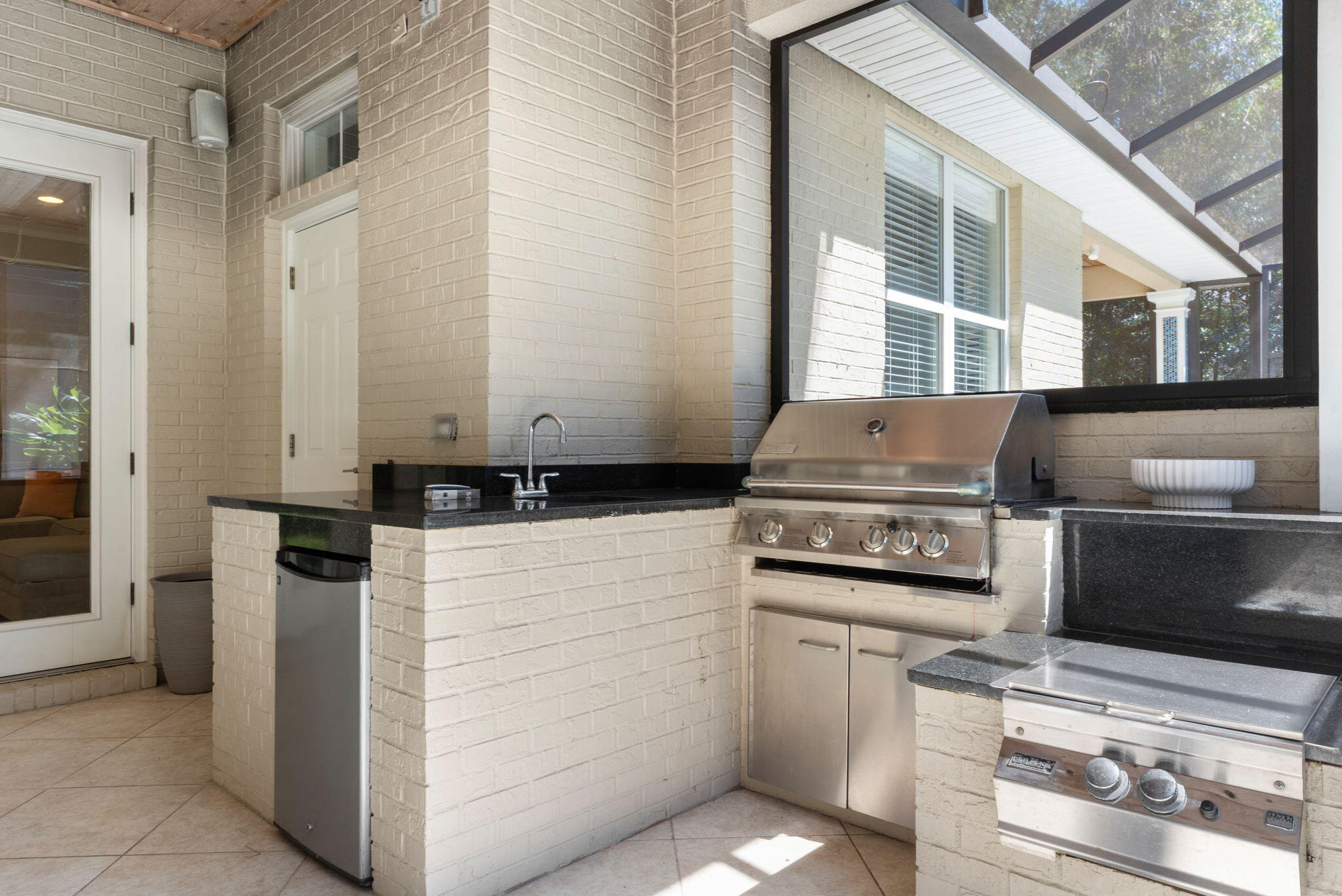 302 Sand Myrtle Way Destin, FL 32541 - Photo 35 of 53 Outdoor kitchen
