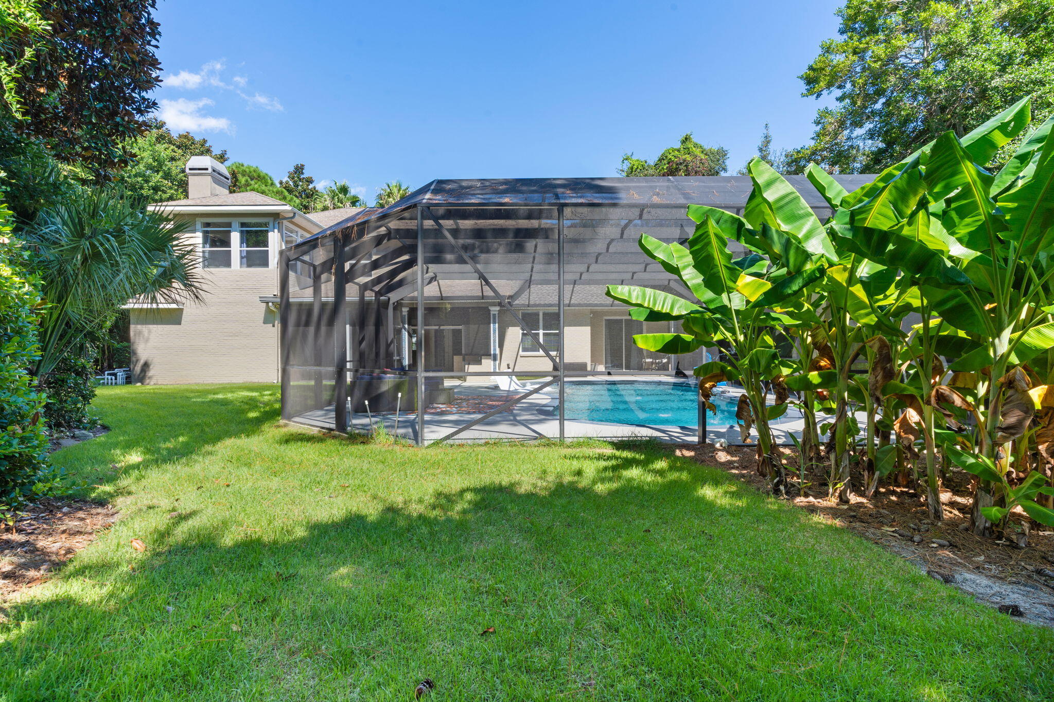 302 Sand Myrtle Way Destin, FL 32541 - Photo 38 of 53 Outdoor Privacy
