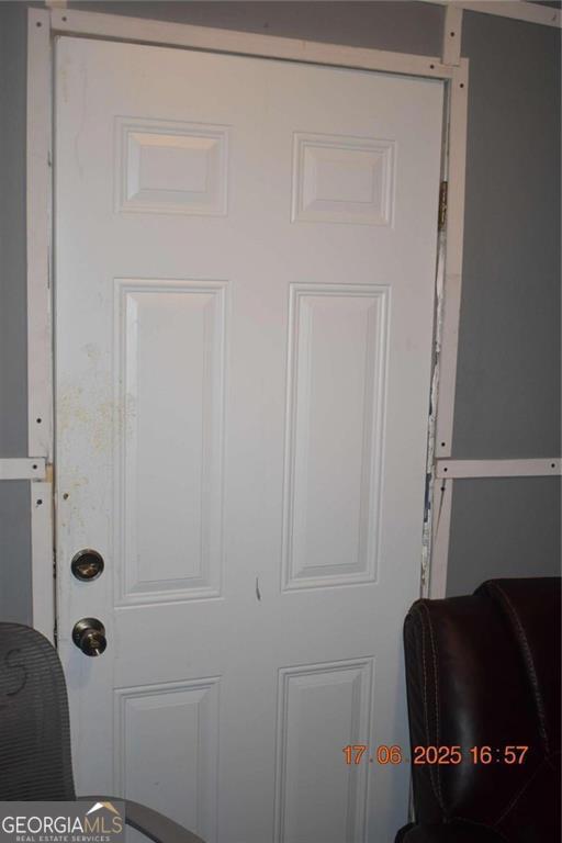 4433 Azalea Drive Macon, GA 31210 - Photo 20 of 24 a bathroom with a shower and a chair