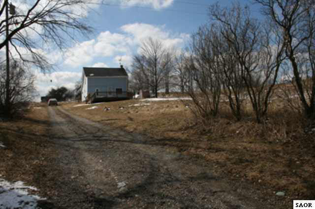 6737 West Lovejoy Road Byron, MI 48418 - Photo 9 of 9 41733-8.JPG