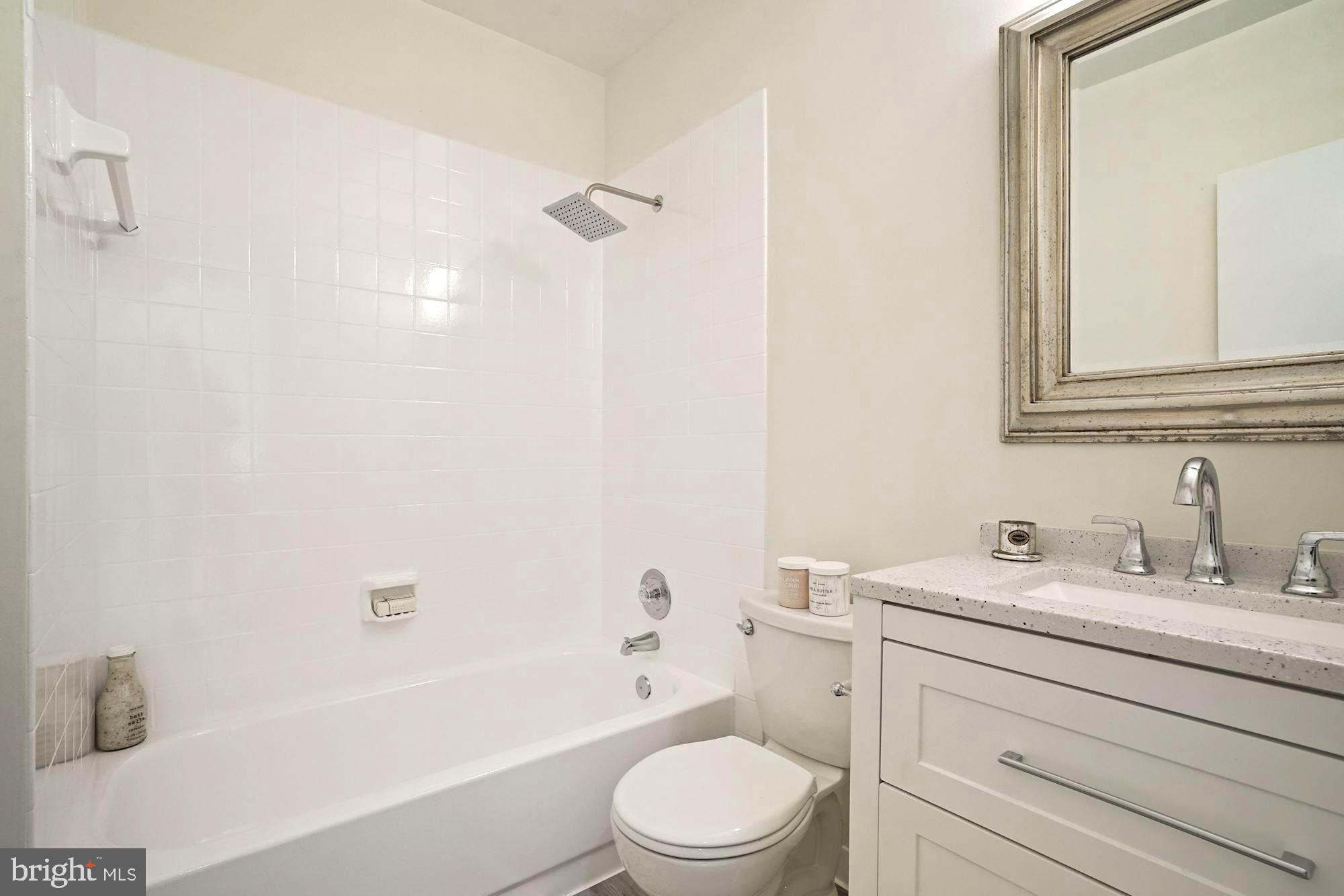 2001 16th Street Northwest, Unit 407 Washington, DC 20009 - Photo 7 of 14 Newly Renovated Full Bath