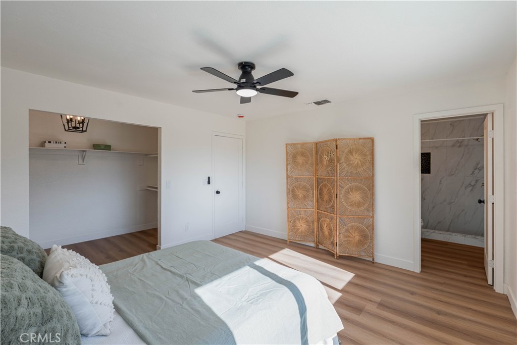 12850 Lakota Road Apple Valley, CA 92308 - Photo 15 of 45 Master Bedroom