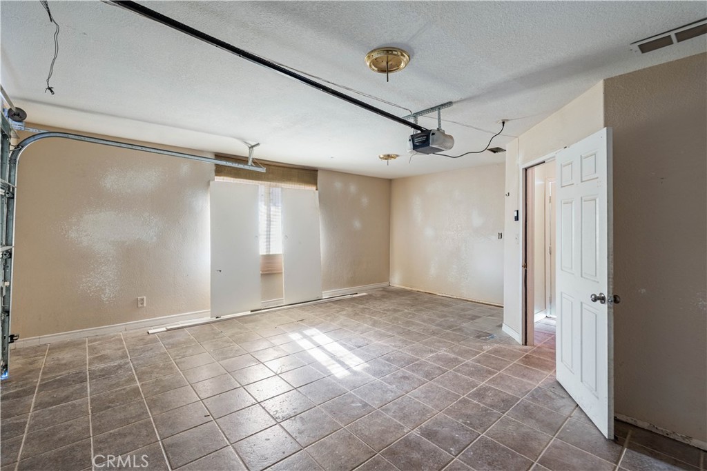 12850 Lakota Road Apple Valley, CA 92308 - Photo 25 of 45