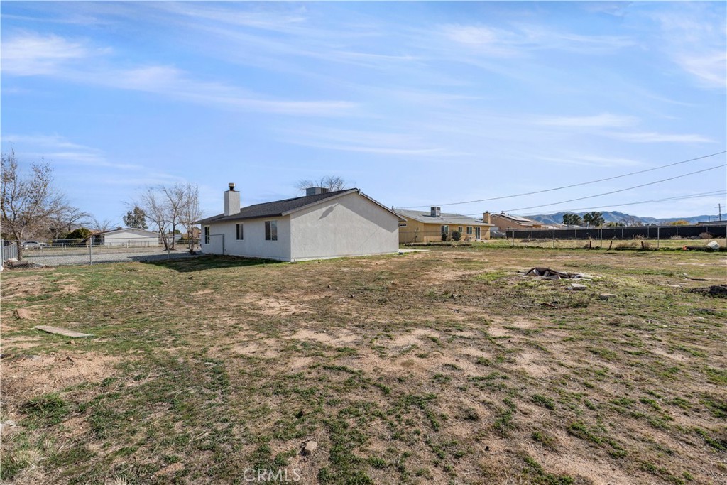 12850 Lakota Road Apple Valley, CA 92308 - Photo 33 of 45