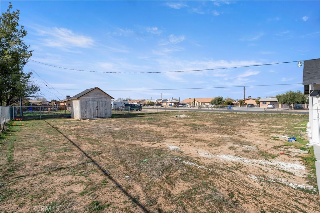 12850 Lakota Road Apple Valley, CA 92308 - Photo 34 of 45