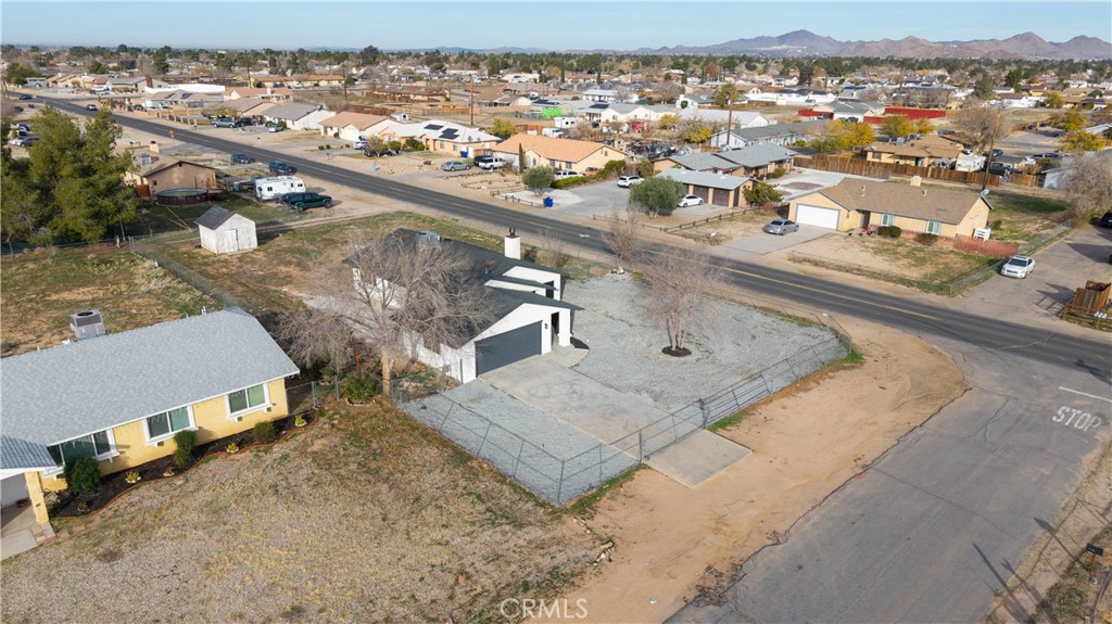 12850 Lakota Road Apple Valley, CA 92308 - Photo 36 of 45
