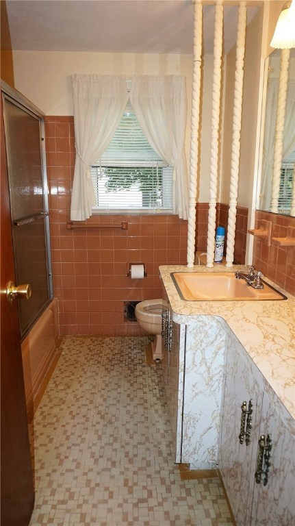 58 Douglas Road Warwick, RI 02886 - Photo 8 of 8