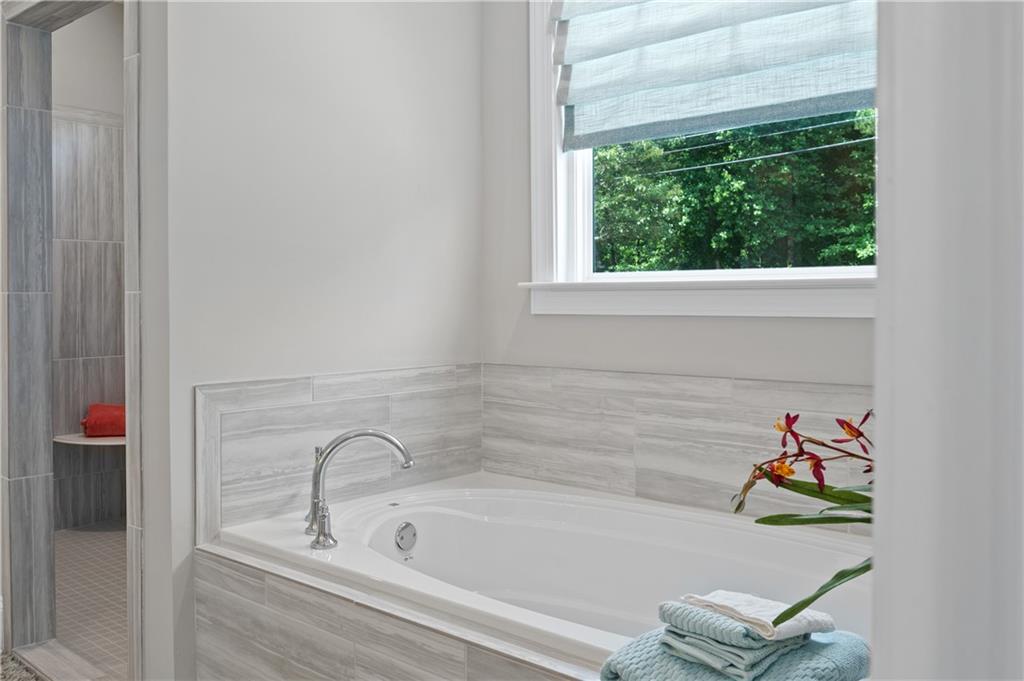 3710 Reserve Overlook Way Cumming, GA 30041 - Photo 56 of 98