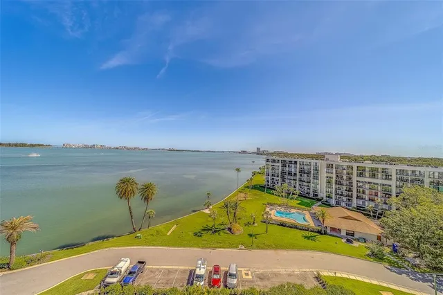 $2,299,000 | 2 Seaside Lane, Unit 801, Belleair, FL 33756