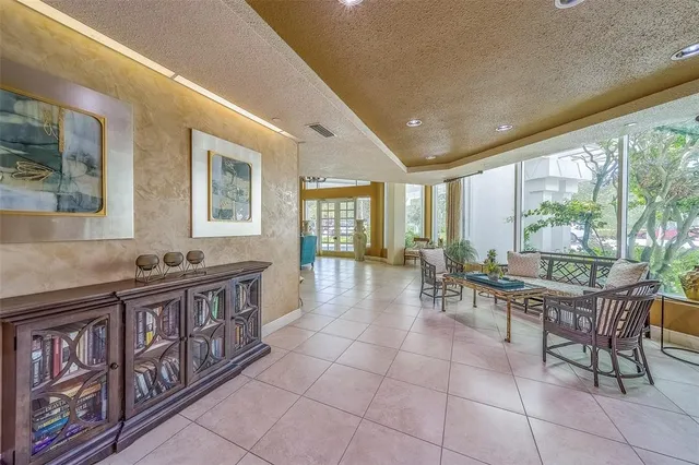 $2,299,000 | 2 Seaside Lane, Unit 801, Belleair, FL 33756