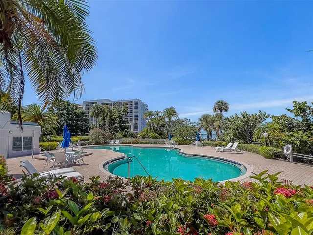 $2,299,000 | 2 Seaside Lane, Unit 801, Belleair, FL 33756