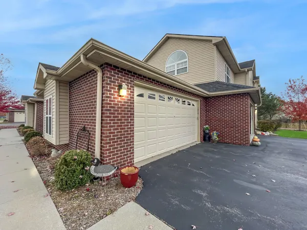 $255,000 | 1040 Covington Drive, Unit 1040, Sheboygan Falls, WI 53085
