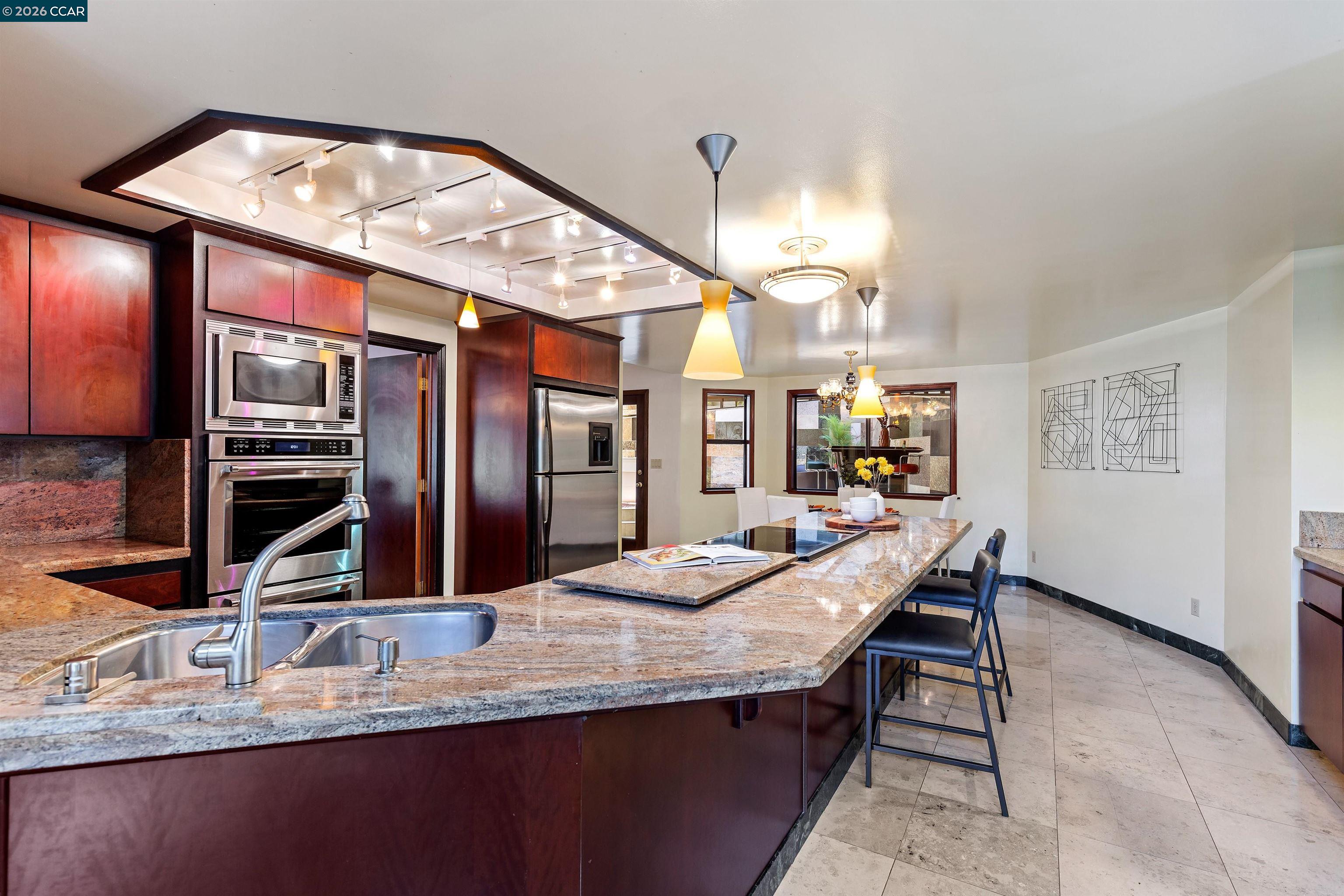 39 Mira Loma Road Orinda, CA 94563 - Photo 17 of 41