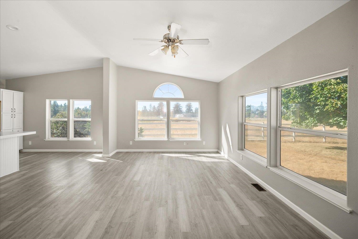 1117 West Paradise Road Spokane, WA 99224 - Photo 8 of 50 Gallery Image 8