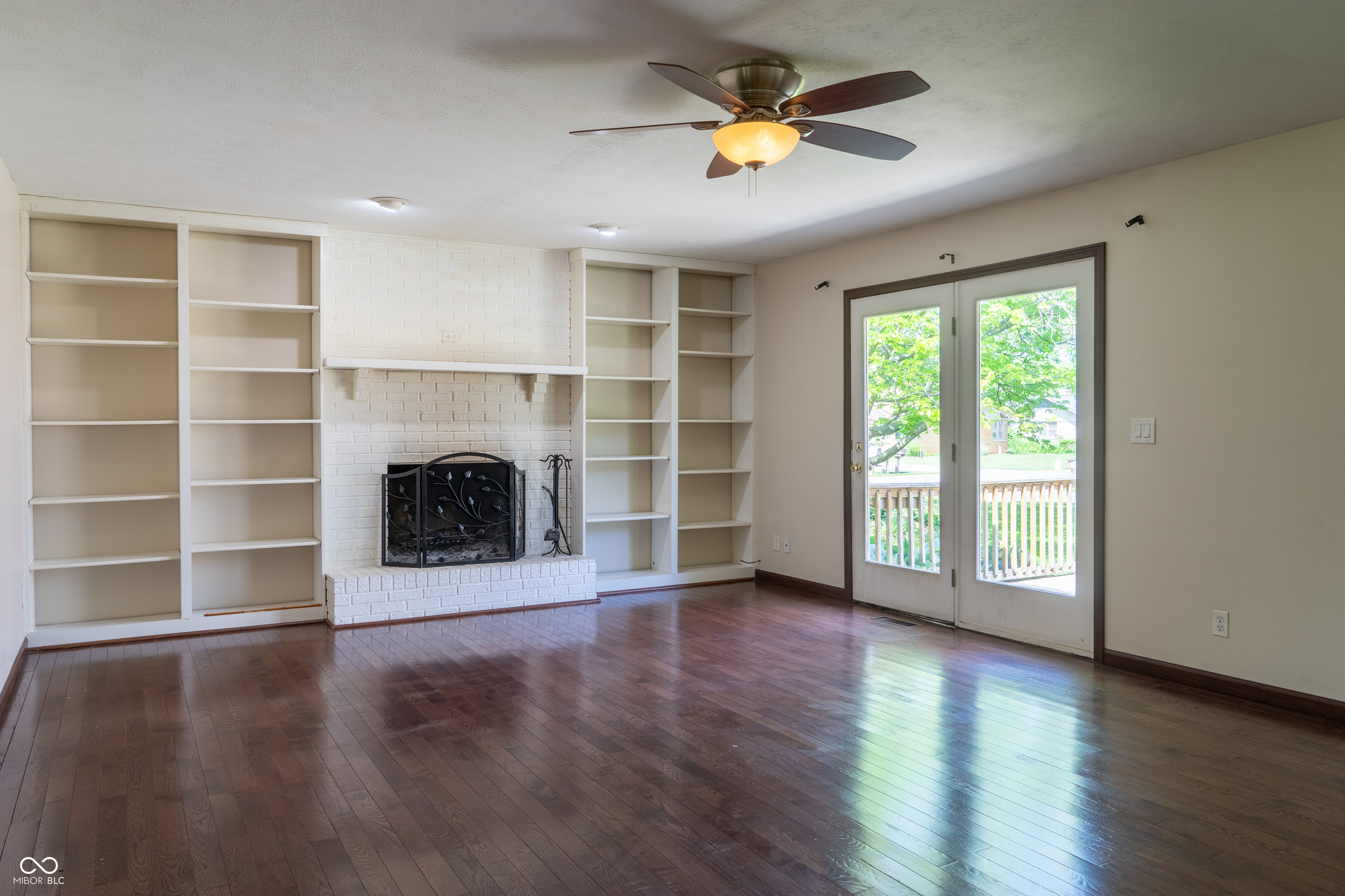 2935 North Marr Road Columbus, IN 47203 - Photo 6 of 33 Gallery Image 6