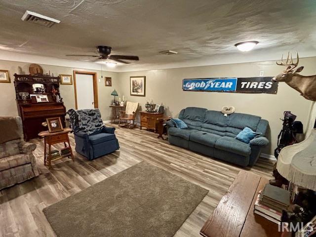314 Clayton Street Rochester, IN 46975 - Photo 6 of 11