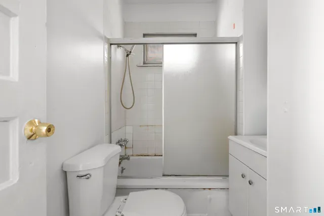 $1,100 | 73 South Street, Waterbury, CT 06706