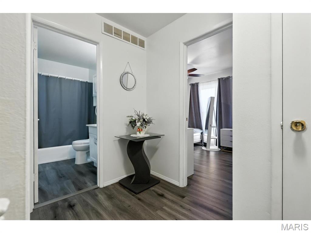 1908 Union Road St. Louis, MO 63125 - Photo 21 of 28