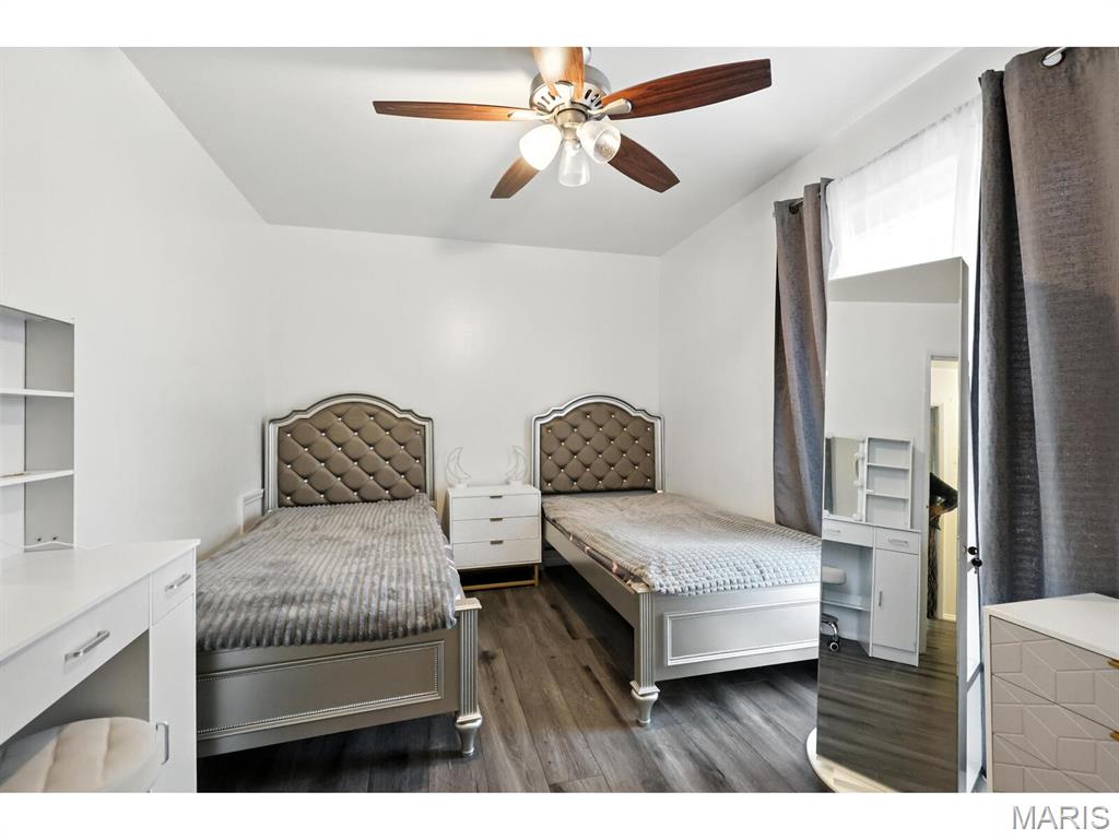 1908 Union Road St. Louis, MO 63125 - Photo 25 of 28