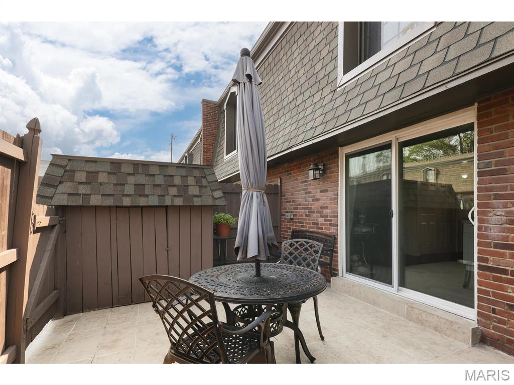 1908 Union Road St. Louis, MO 63125 - Photo 7 of 28