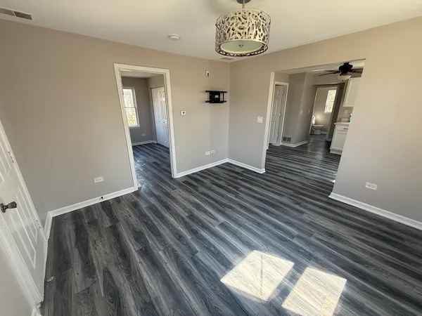 $1,850 | 1504 South Ottawa Street, Joliet, IL 60436