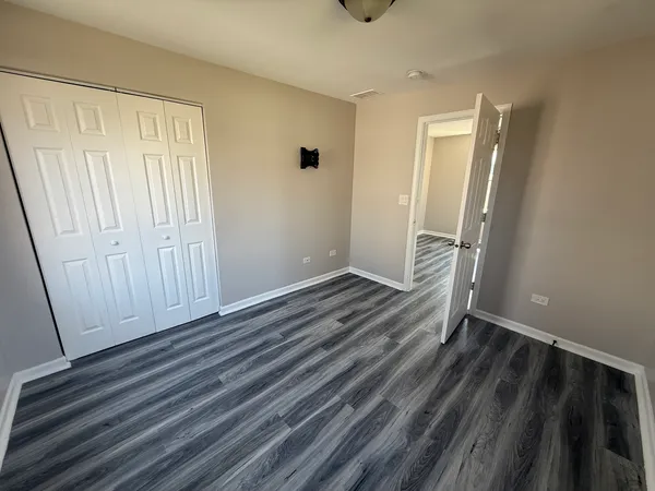 $1,850 | 1504 South Ottawa Street, Joliet, IL 60436