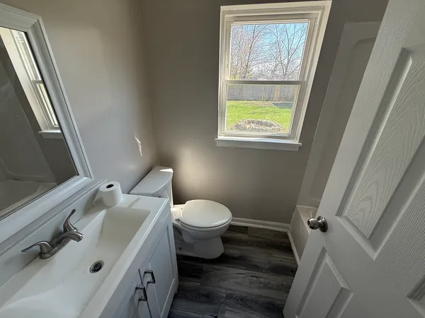 $1,850 | 1504 South Ottawa Street, Joliet, IL 60436