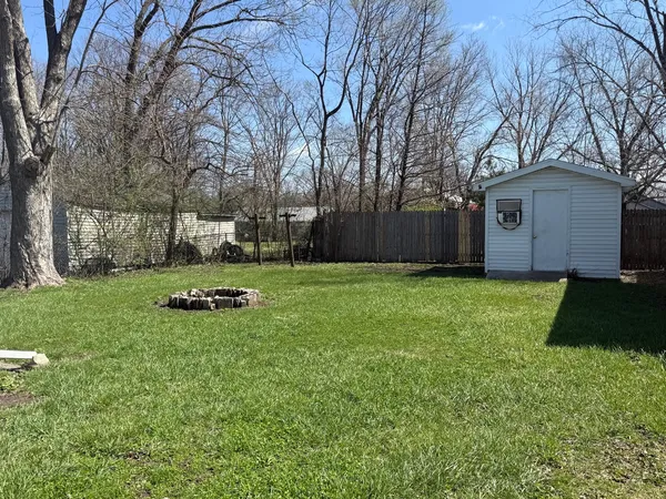 $1,850 | 1504 South Ottawa Street, Joliet, IL 60436